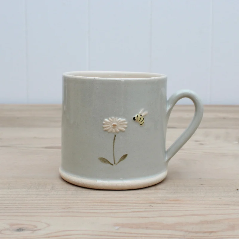 SECOND - Hogben Mugs - Bee and Daisy